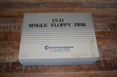 Commodore 1541 Single Floppy Disk Drive In Original Box Powers on C64 VIC20
