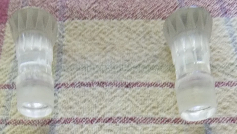 Vintage LALIQUE Oil and Vinegar Cruet BOURGUEIL Pattern - Image 4 of 4