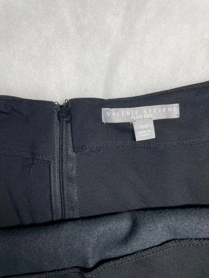 Falda lápiz elástica negra vanguardista y moderna Valerie Stevens para mujer talla grande 16W Foto 3 de 4