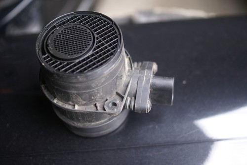 ORIGINALTEIL Luftmassenmesser VW AUDI SKODA 074906461B 2.0TDI