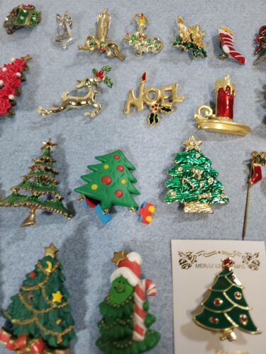 64 Vintage Designer Schmuck Weihnachten Konvolut Emaille Strass Baum Anstecknadel Broschen mehr - Bild 13 von 24