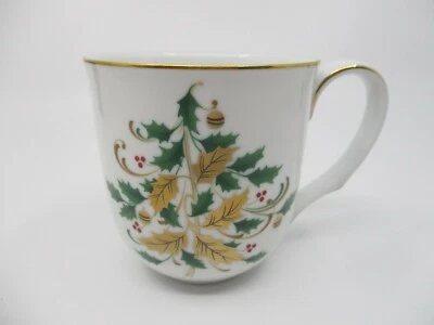 NORITAKE LOCKLEIGH CHRISTMAS MUG- 3 3/4" 0304F
