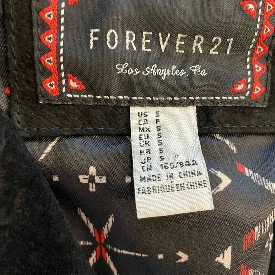 Chaleco con flecos de cuero para mujer negro forrado con cremallera boho occidental pequeño excelente estado Foto 3 de 4