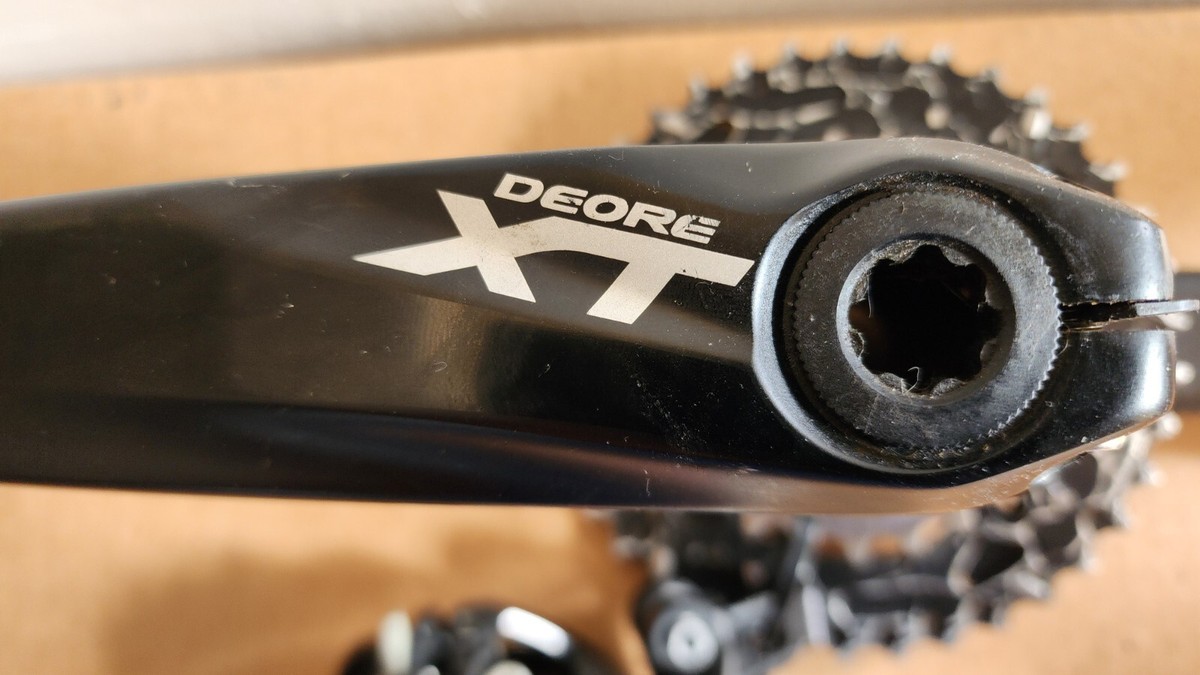 Shimano Deore XT FC-M785 Crankset 175mm and XT rd-m786 sgs