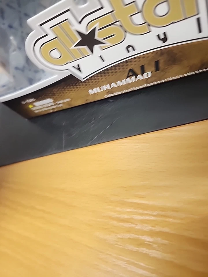 Muhammad Ali Upper Deck All Star Vinyl Figure New In Box - Image 3 of 4