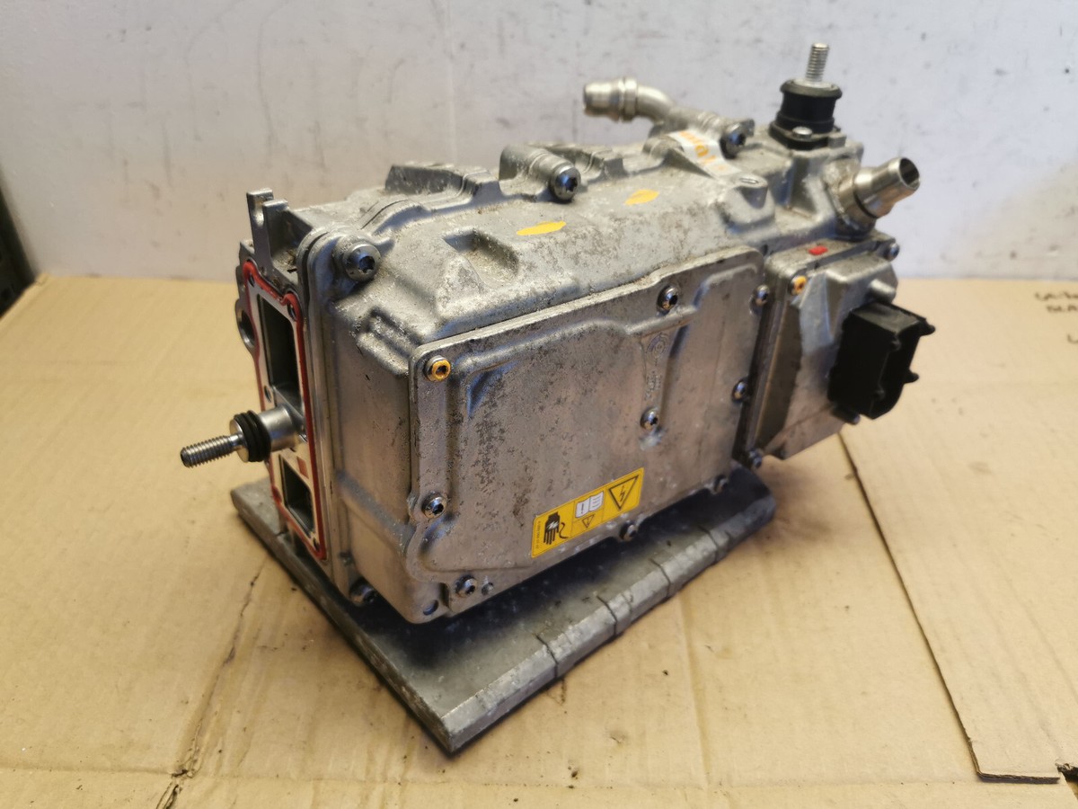 MERCEDES C CLASS W205 C350e HYBRID BATTERY INVERTER A2059006515 | eBay