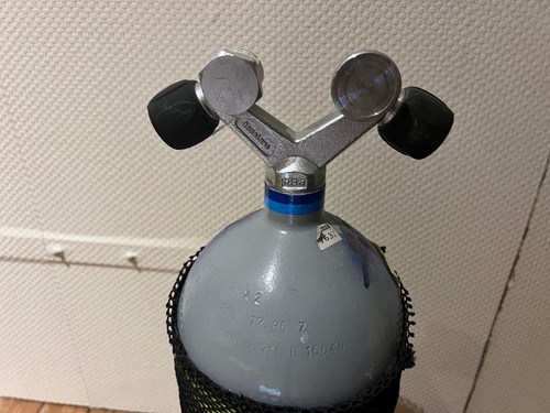 Pressluftflasche m. Doppelventil - Aqualung - 12,8 L 220 bar - ohne TÜV - Bild 4 von 8