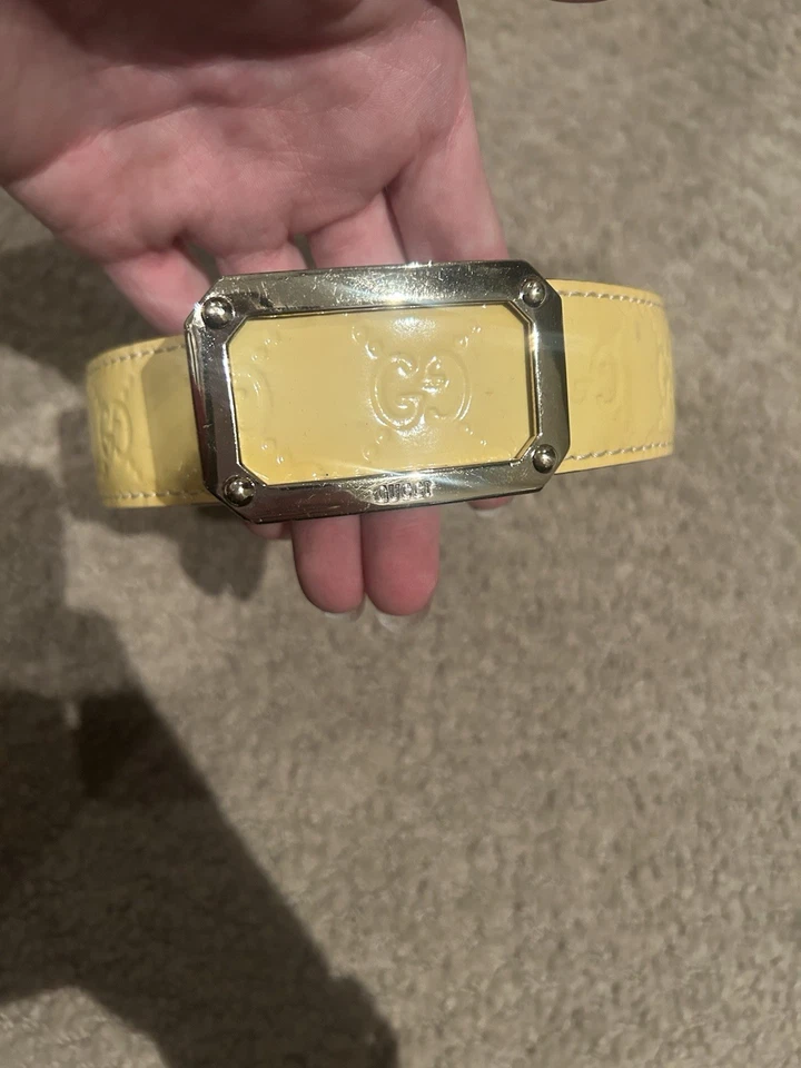 Gucci Monograma Cinturón Cuero Oro 95 Foto 2 de 4