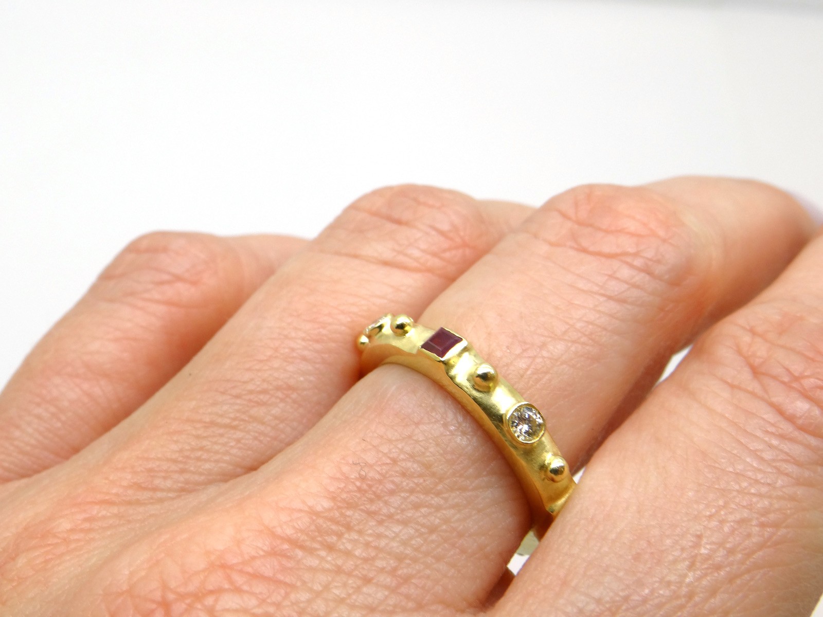 18k Yellow Gold .52ct Ruby Diamond Stack Band Ete… - image 6