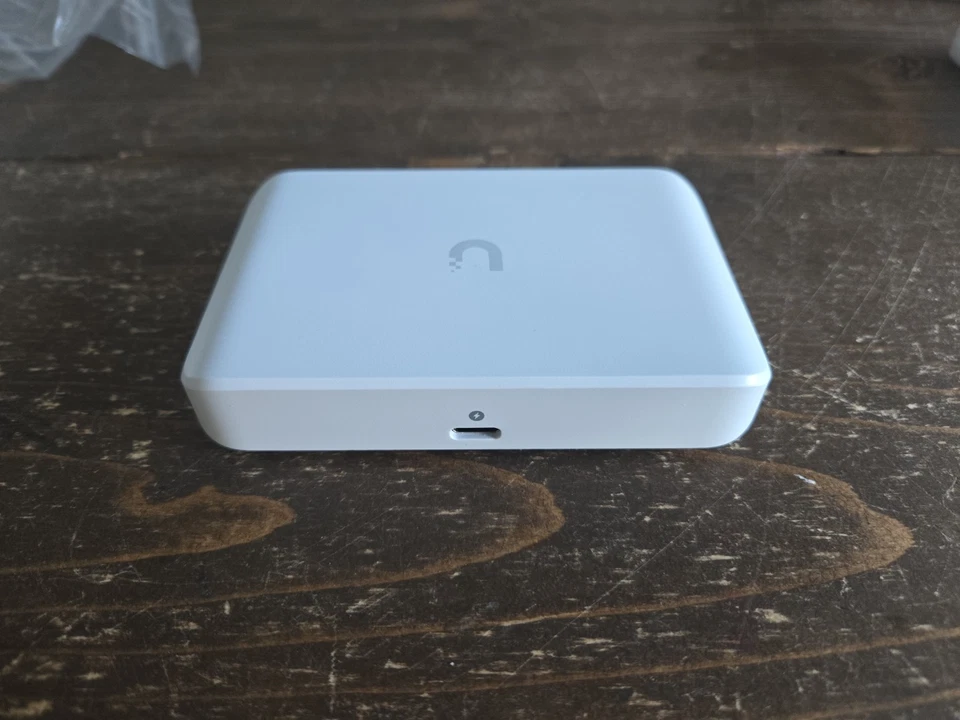 Ubiquiti Networks USW-Flex-Mini 5 Port POE Gigabit Ethernet Switch - NEW UNUSED - Image 2 of 4