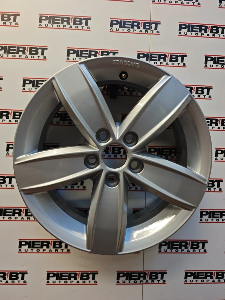 4 Cerchi In Lega Originali Volkswagen POLO  15 Pollici Nuovi  2g0071495 - Imagen 2 de 4