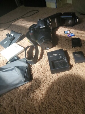 Nikon D3100 DSLR Camera/AF-S DX 18-55mm VR Lens/ Altura E Flash Good Condition 