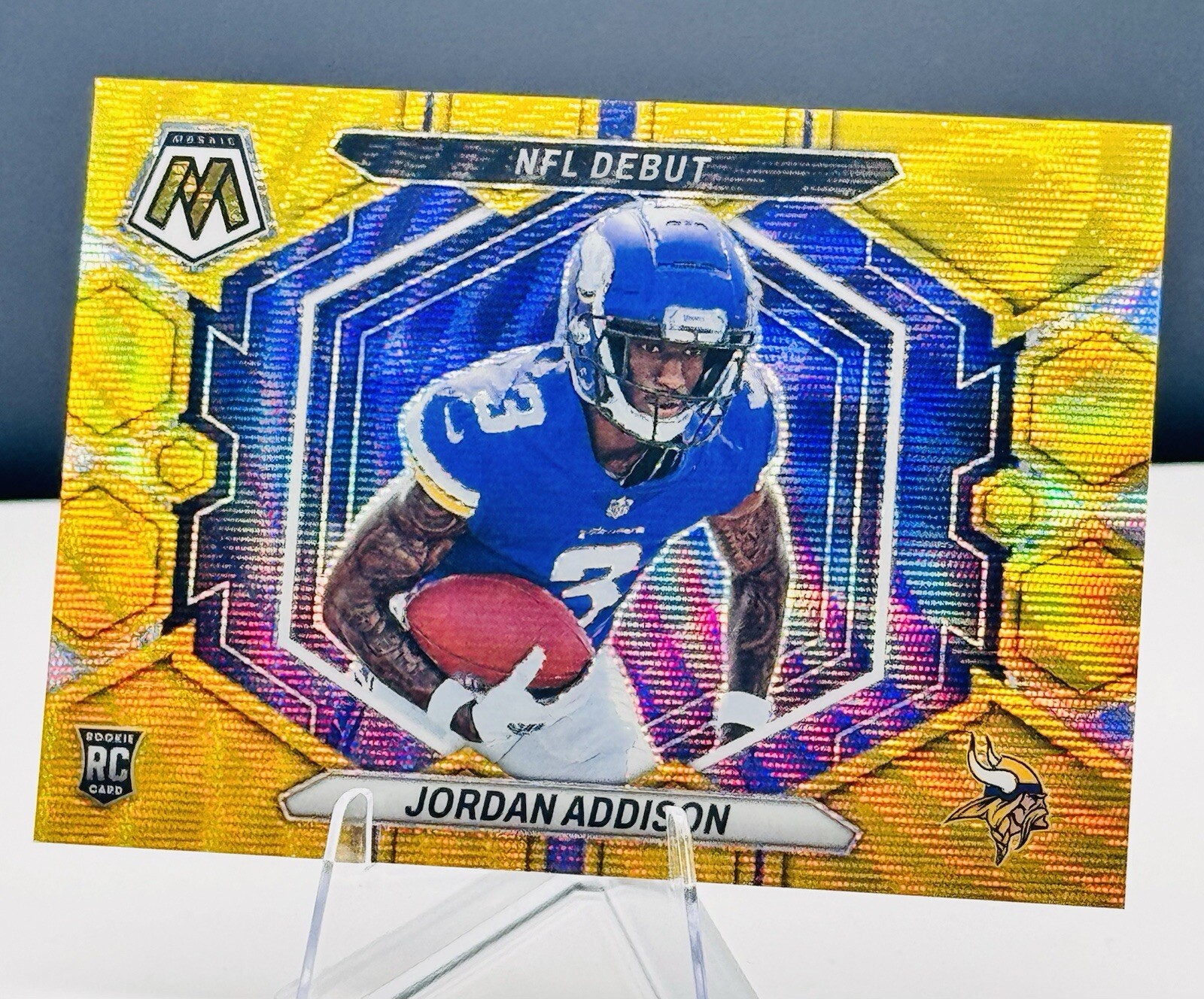 2023 Panini Mosaic Jordan Addison Gold Wave Variation /17 #ND-14