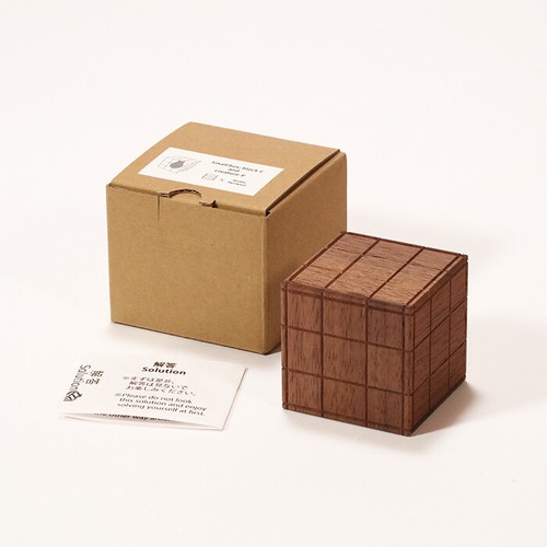 Karakuri Himitsu box Hakone Yosegi Wooden Puzzle BOX Small BOX Panda - Picture 3 of 3