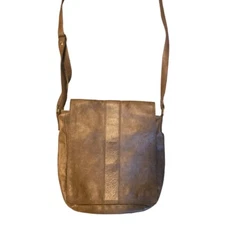 I Medici Genuine Leather Tan Brown Crossbody Bag