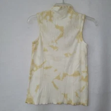 C&C California Daisy Mockneck Top Womens XS Sahara Sun Yellow Lettuce Hem New
