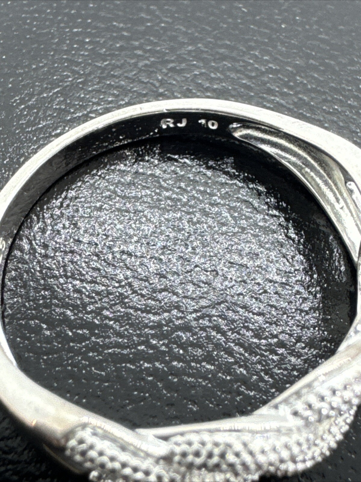 925 Sterling Silver Textured Interlocking Links R… - image 4