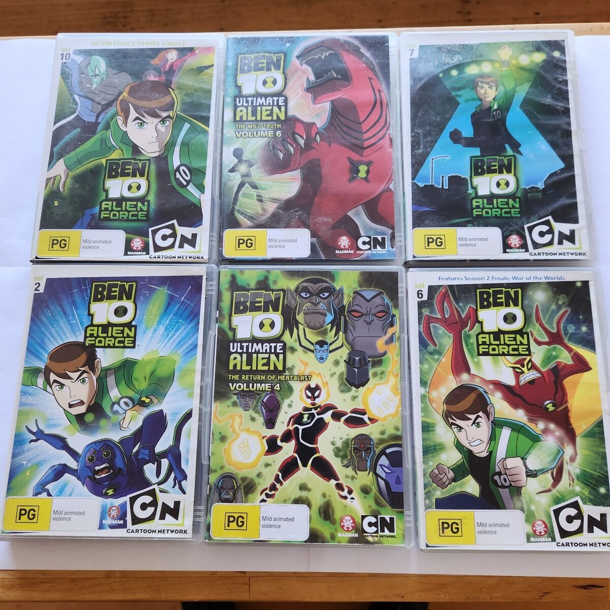 Cartoon Network 2 in 1: Ben 10 Ultimate Alien/Generator Rex by Various:  Very Good (2011)