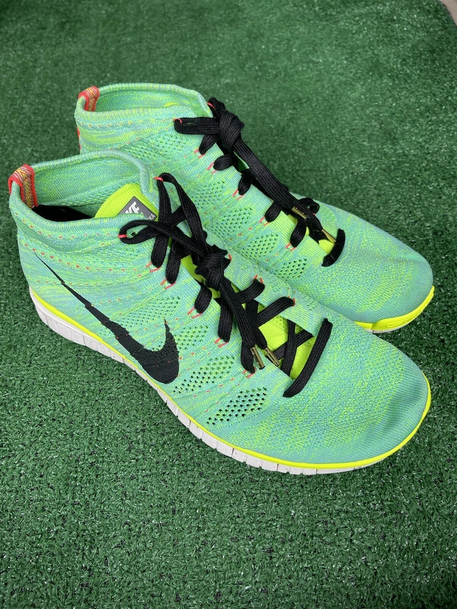 Free flyknit top chukka mens