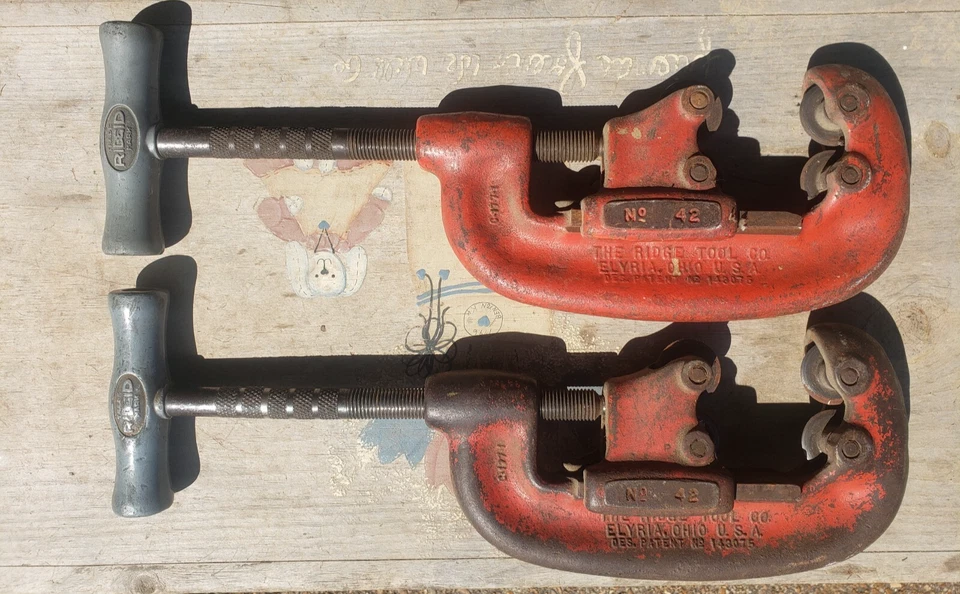 Set 2-Ridgid Number 42 Heavy Duty Four Wheel Pipe Cutters- 1/2" to 2" Pipe - Image 2 of 4