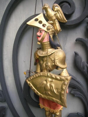 Marionnette Sicilienne/Italienne fait main/Chevalier Orlando en armure au casque à plumes du Moyen-Age/Opéra dei Pupi. Haut 50 cm - France Marionnette Sicilienne/Italienne fait main/Chevalier Orlando en armure au casque à plumes du Moyen-Age/Opéra dei Pupi. Haut 50 cm - France