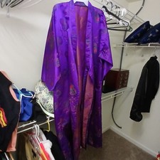 Elegant Purple Kimono with Floral Patterns