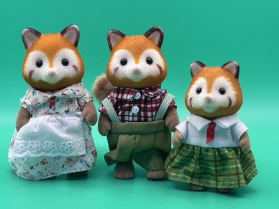 Sylvanian Families Calico Critters Roter Panda Familie