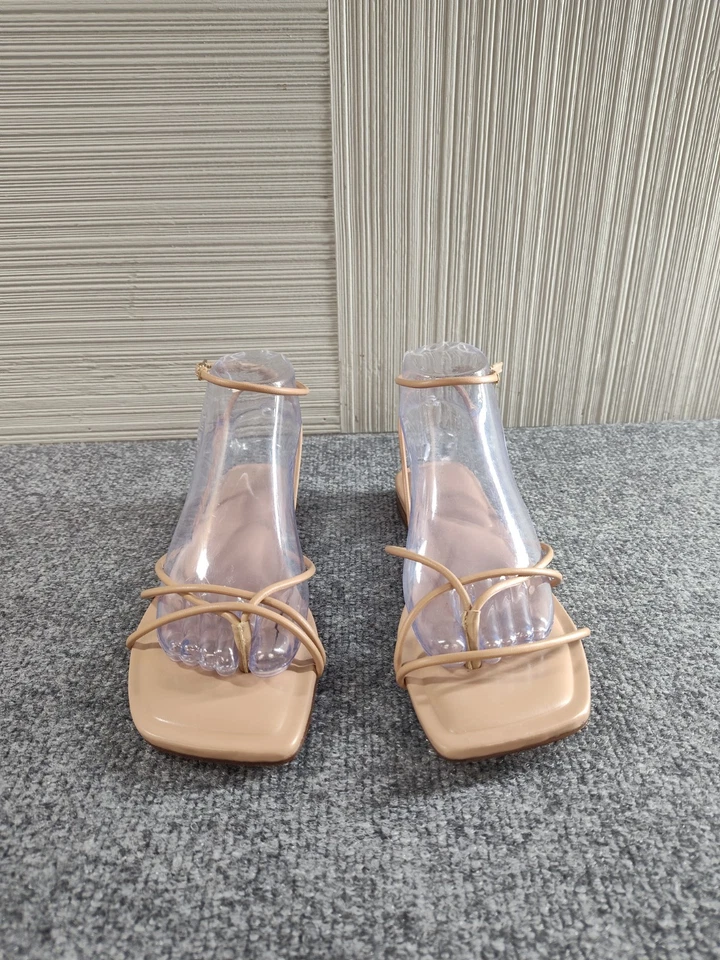 Sandálias planas Mark Fisher 8 bege nude biqueira quadrada tiras tornozelo minimalista chique - Imagem 2 de 4