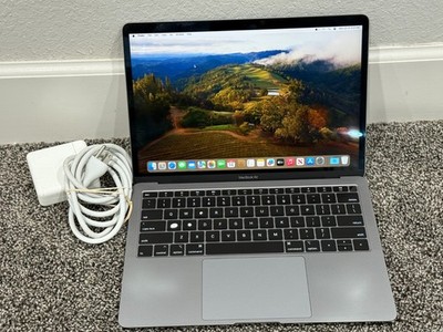 MacBook Air 13 Space Gray 1.6 GHz Intel Core i5 8GB 128GB