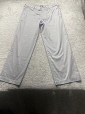 Dockers Classic Fit D3 Iron Free Khaki Pants Flat Front Men’s 4x32 NWOt Grey