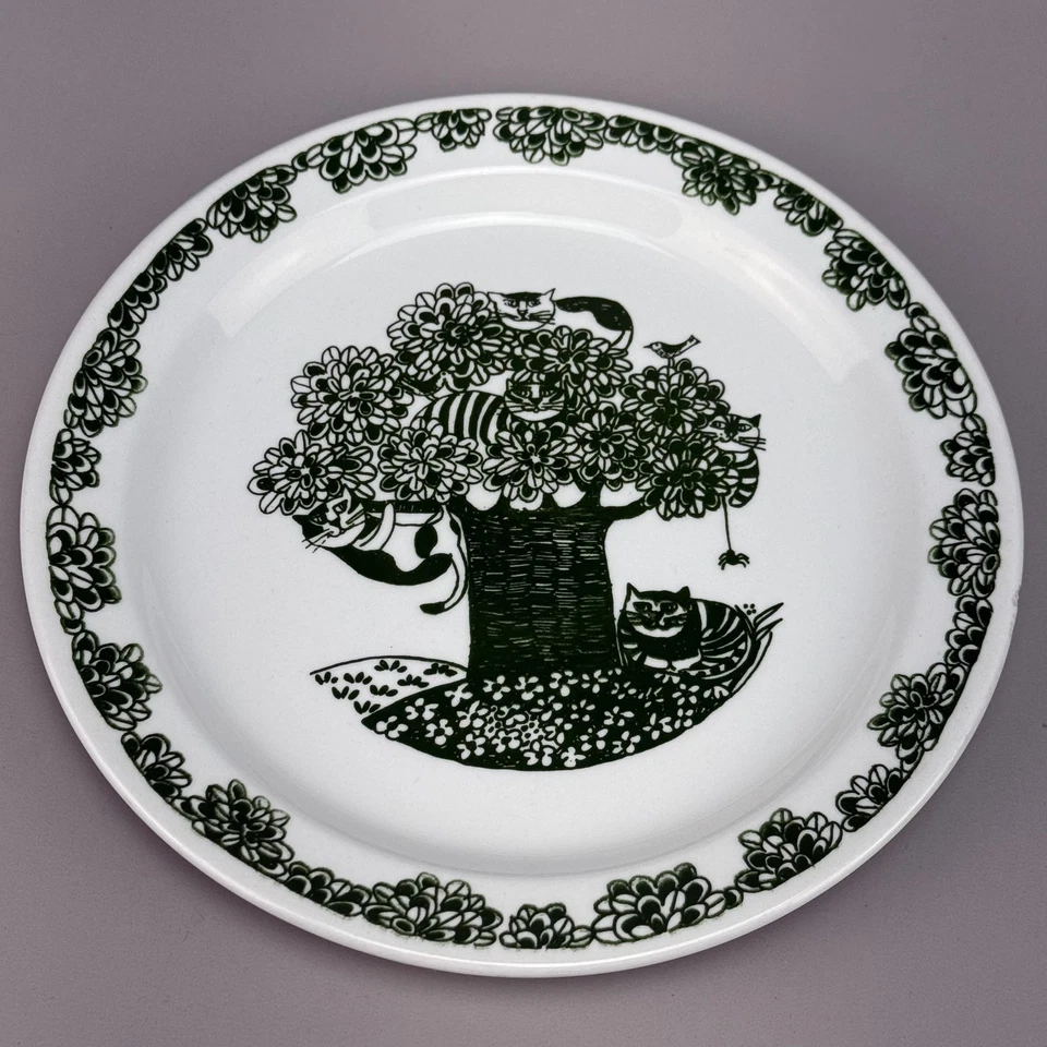 Vintage Figgjo Norway V555 Cat Tree Plate 2 Mugs Green Vitroporselen Set - Image 2 of 4