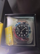 Invicta Pro Diver Men's Quartz 40mm Black Dial Watch w/Box