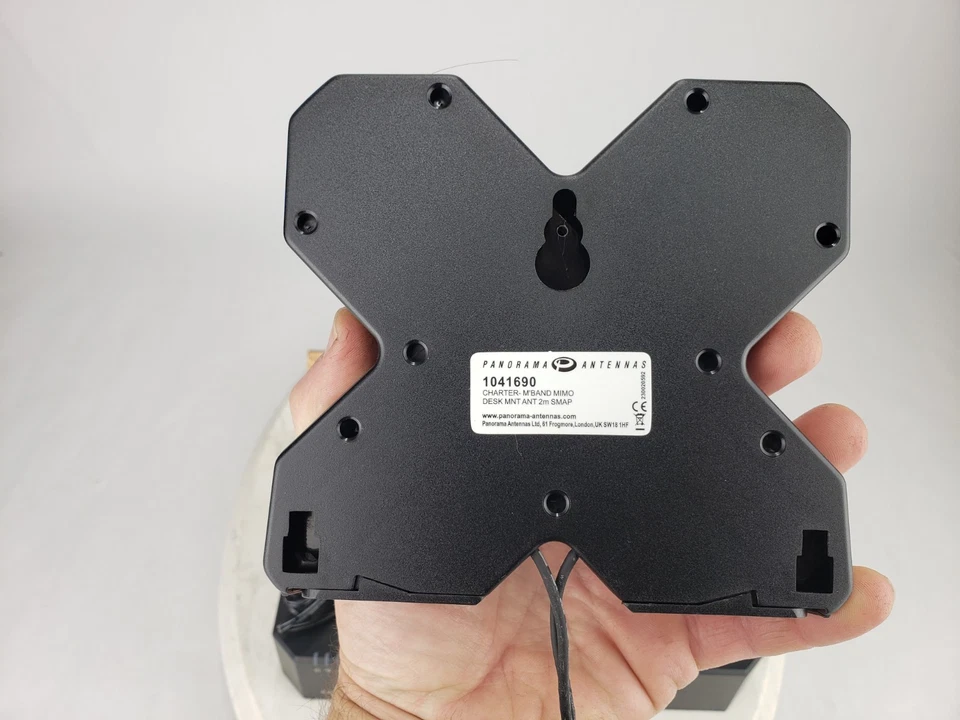 Cradlepoint E100 Series Enterprise Router LTE & Antenna 1041690 Spectrum - Image 4 of 4