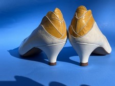 Maud Frizon Vintage Pumps White/yellow SZ36.5 EUR SZ 7US Looking Amazing Italy
