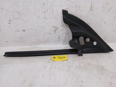 VOLKSWAGEN SCIROCCO 2008-2009 FRONT DOOR WING MIRROR SEAL RIGHT SIDE 1K8857506