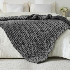 YAAPSU Chunky Knit Throw Blanket for Couch, 51x63, 100 Hand Knitted Thick