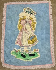 VTG HOLLY HOBBIE Prairie Blue Bonnet Girl 1970s 1980s Quilt Crib Blanket