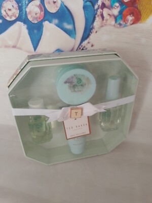 Ted Baker London Mini Treasures Schaumbad Body Spray Waschlotion Geschenkset