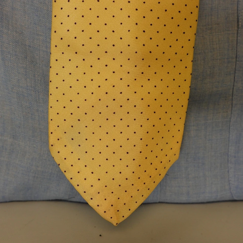 Vestido Traje Corbata Para Hombres Amarillo Micro Lunares Sarga Tejido Prendas para el Cuello Corpcore KETCH Foto 2 de 4