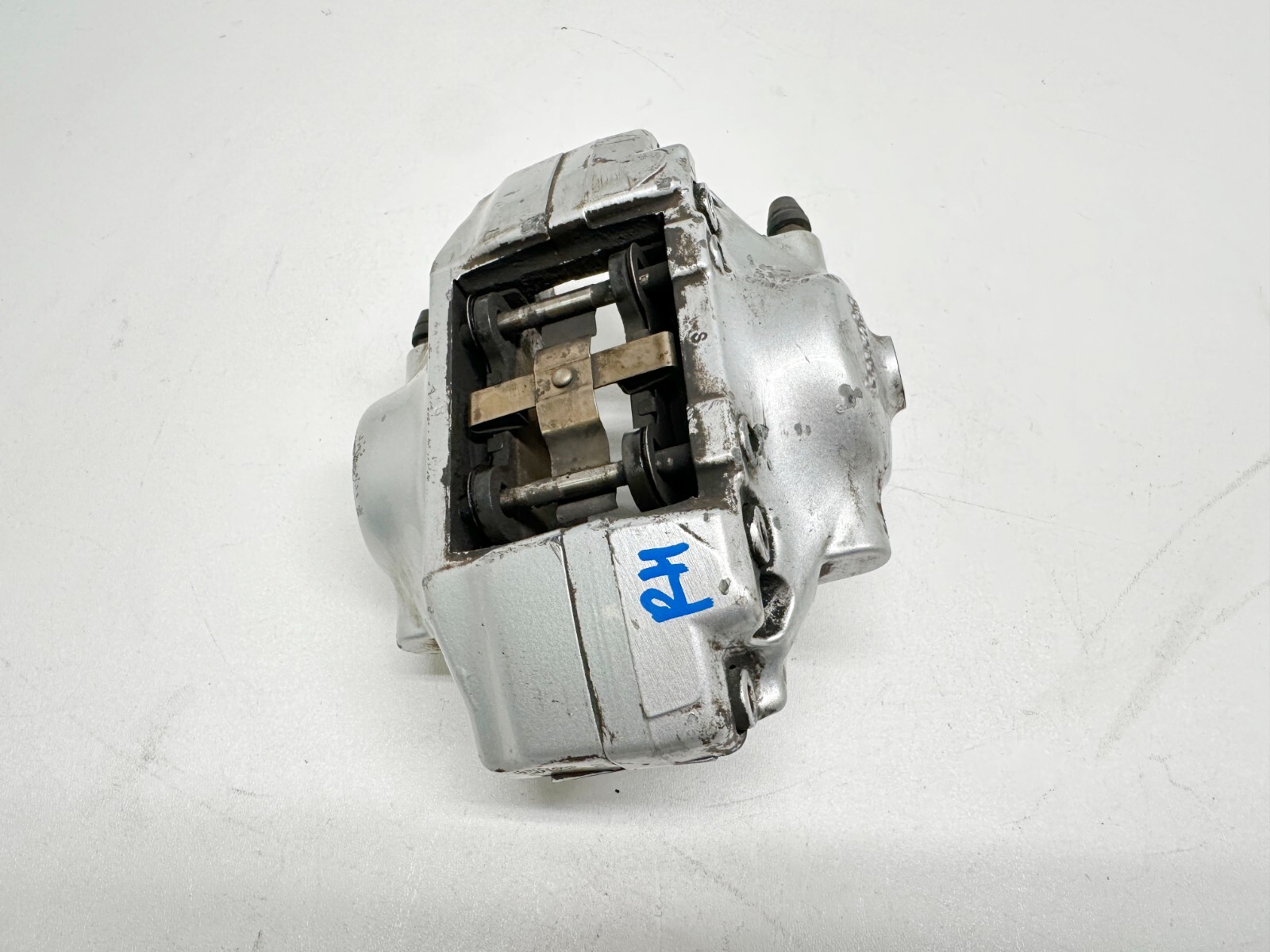 H40459 2003-08 MASERATI QUATTROPORTE M139 REAR BRAKE CALIPER BREMBO RH Side OEM