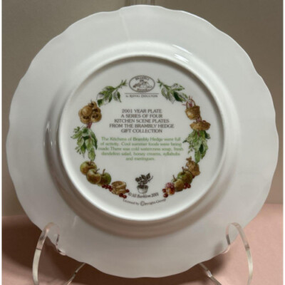   Brambly Hedge 2001年イヤープレート Discontinued] Brambly Hedge Year Plate 2001 | eBay