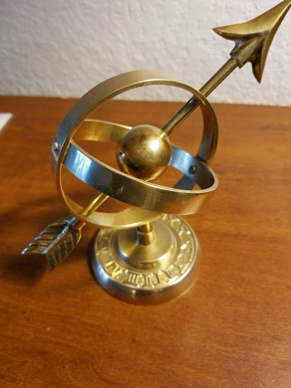  MINT CONDITION ~BRASS~ ARMILLARY~ SPHERE SUNDIAL GLOBE WORLD ARROW 