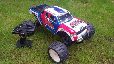 TEAM ASSOCIATED RIVAL 6S 1:8 Monster-Truck Castle Mamba Monster Lipos Ladegerät