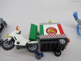 LEGO Batman Movie - Scarecrow Special Delivery parts and different parts, lot