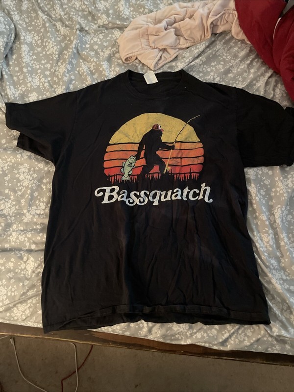 Bassquatch Men’s XL Funny T Shirt Black Port & Company 