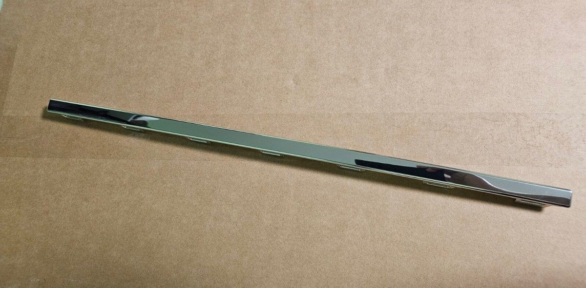 メル51172① BMW NEW GENUINE F48 X1 14-17 FRONT M SPORT BUMPER TOW HOOK EYE