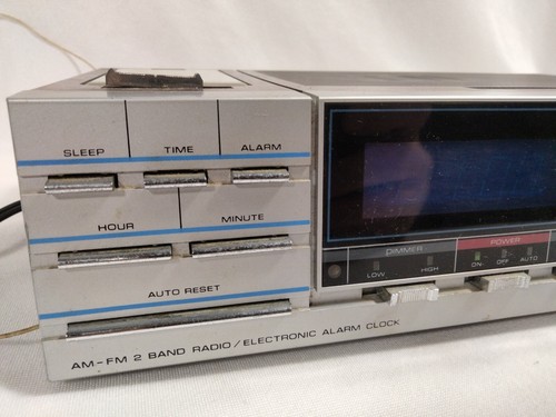 Vintage Soundesign Dual Radiowecker # 3744 Holzmaserung reparaturbedürftig - Bild 4 von 10