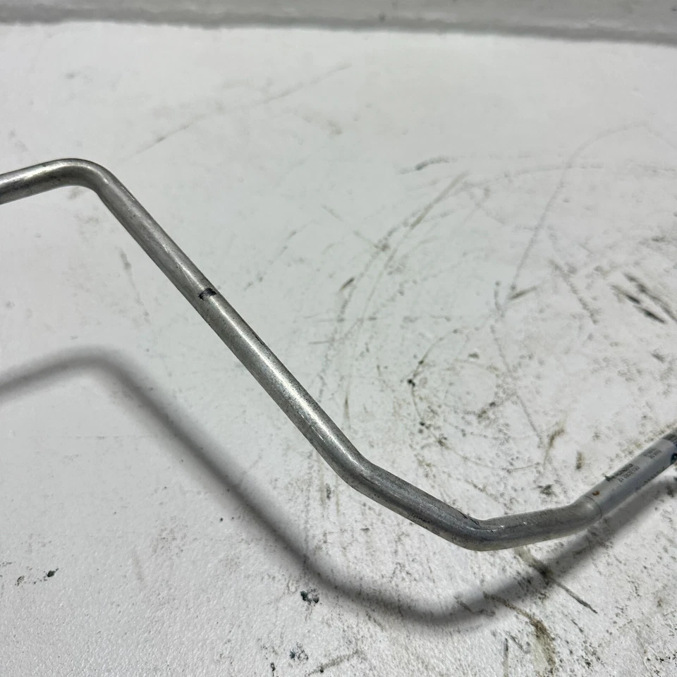 Manguera de tubo de presión líquido refrigerante aire acondicionado BMW 535i GT 11-17 OEM Foto 4 de 4