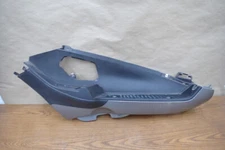 09 VESPA PIAGGIO MP3 3 WHEELER 400IE RIGHT FOOTREST FLOOR FAIRING 623070 623076