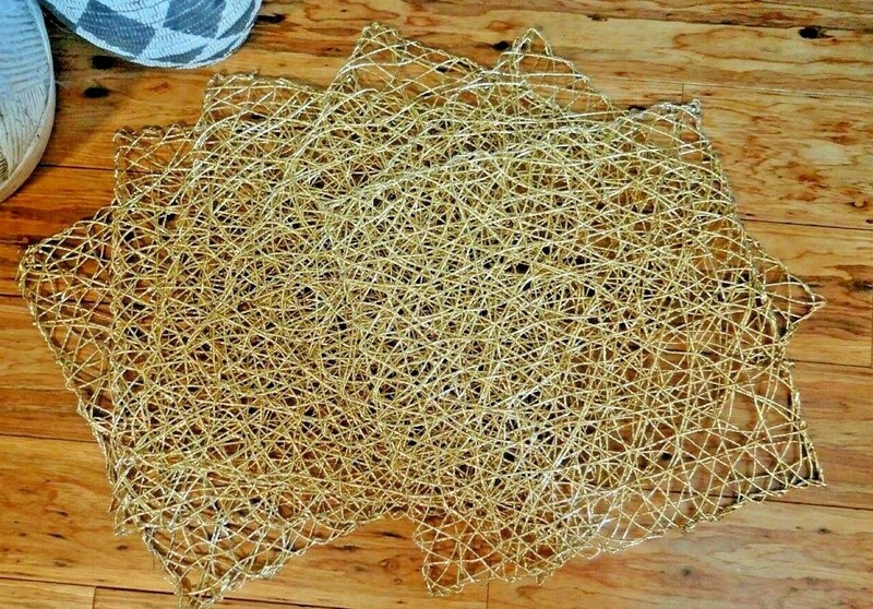 Gold Foil Woven Mesh Placemats Set of 6 Saro Lifestyle Galerie 15x15